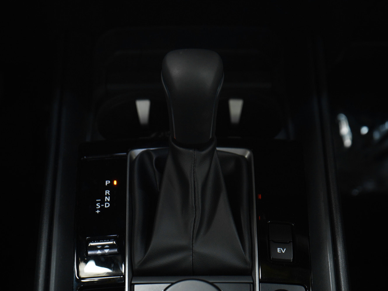 Certified 2025 MAZDA CX-50 AWD 2.5 Hybrid w/ Premium Pkg image 20