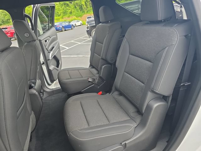 Used 2024 Chevrolet Traverse LT w/ LPO, Floor Liner Package FWD image 19