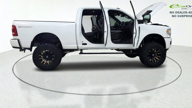 Used 2023 RAM 2500 Laramie AWD/4WD image 16