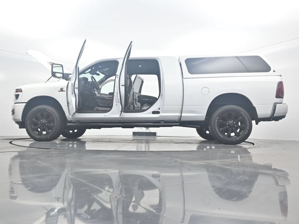 Used 2026 RAM 3500 Laramie w/ Night Edition AWD/4WD image 42