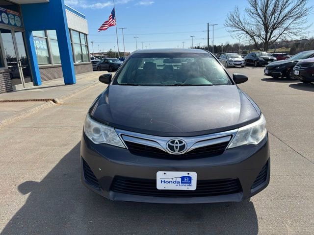 Used 2012 Toyota Camry LE image 2