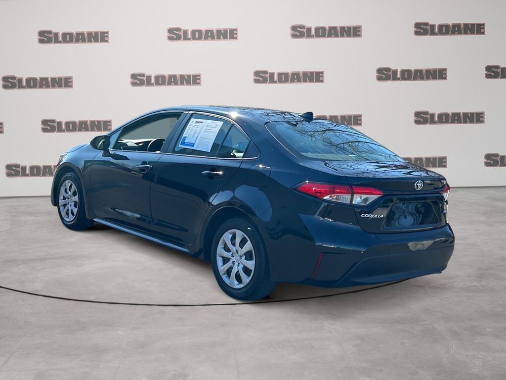 Used 2024 Toyota Corolla LE image 3