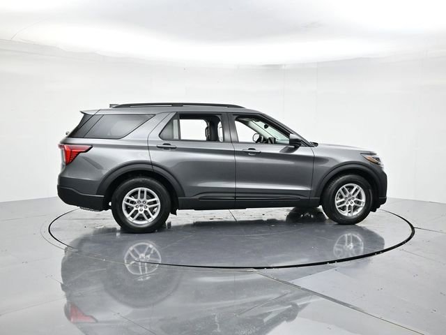 New 2026 Ford Explorer Active w/ Active Comfort Package image 3