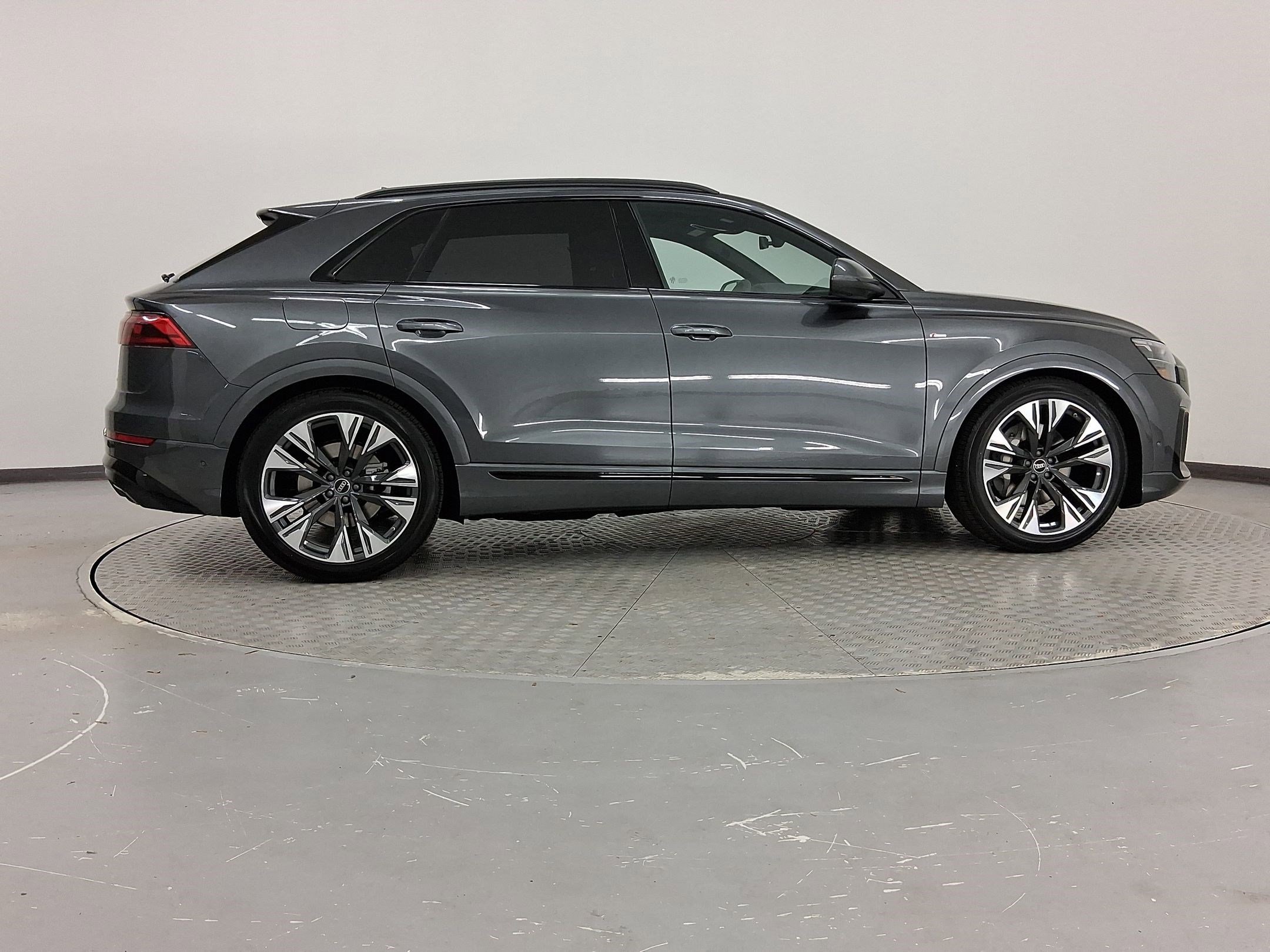 New 2026 Audi Q8 Prestige image 8