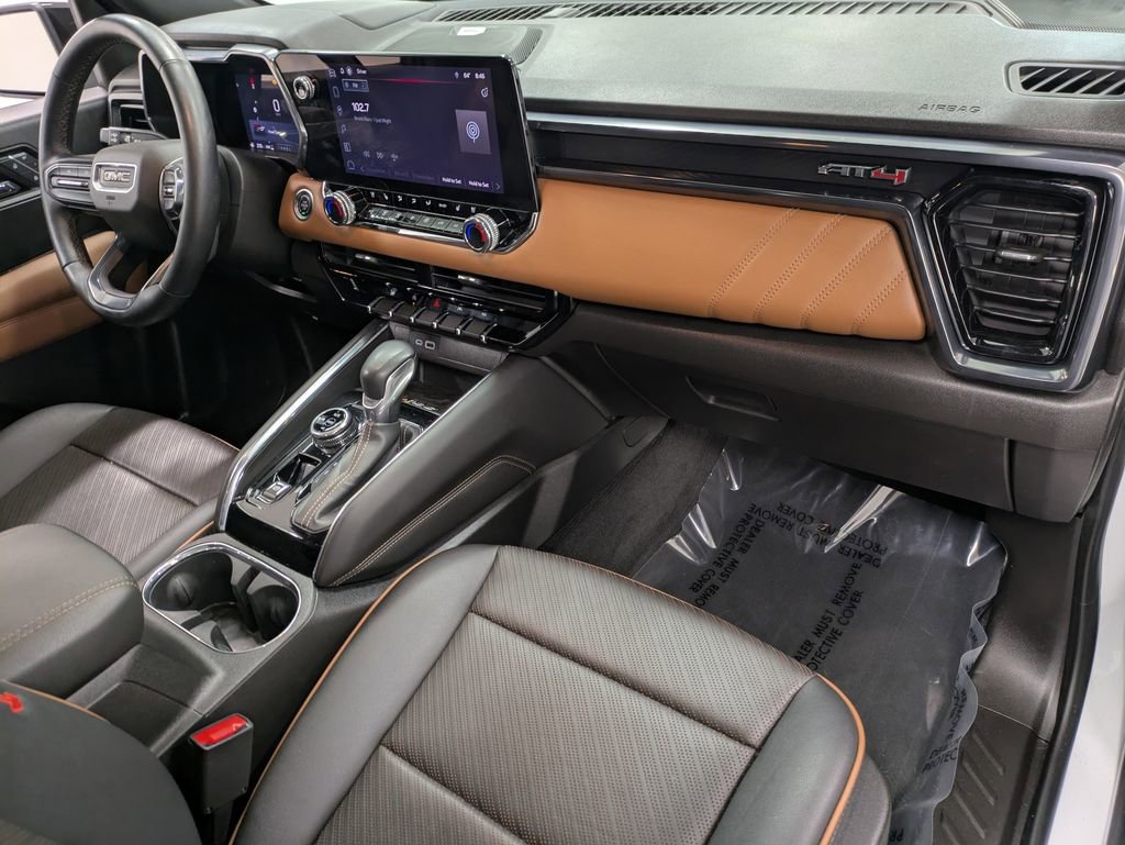 Used 2023 GMC Canyon AT4 w/ AT4 Premium Package image 30