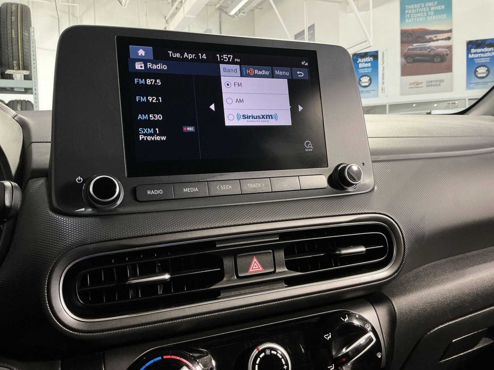 Used 2023 Hyundai Kona SEL AWD/4WD image 19