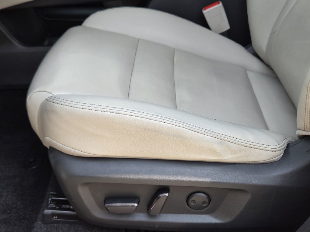 Used 2023 Nissan Rogue SL w/ SL Premium Package FWD image 32