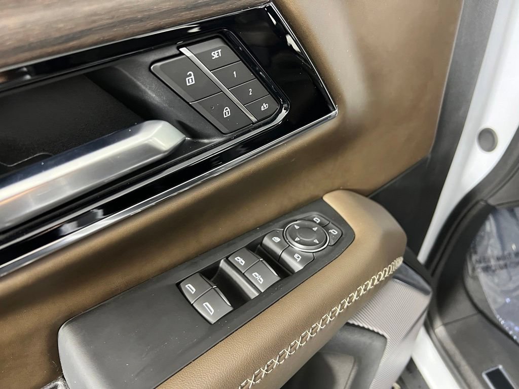 Certified 2026 GMC Yukon Denali Ultimate AWD/4WD image 21