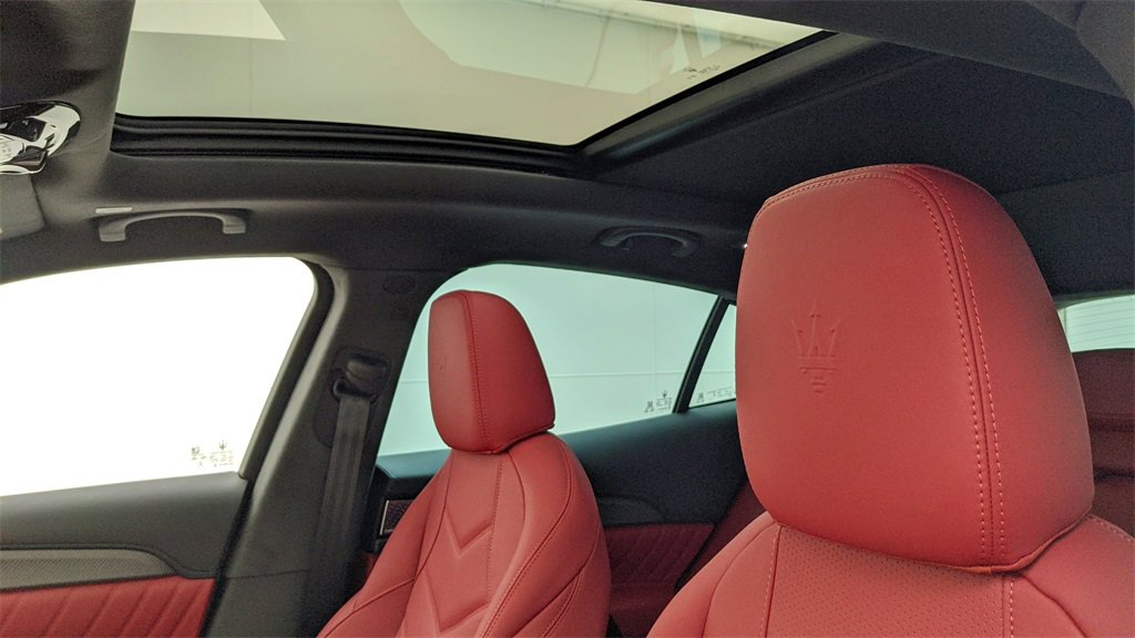 New 2024 Maserati Grecale Trofeo image 35