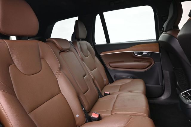 Used 2024 Volvo XC90 B6 Plus w/ Protection Package Premier AWD/4WD image 12