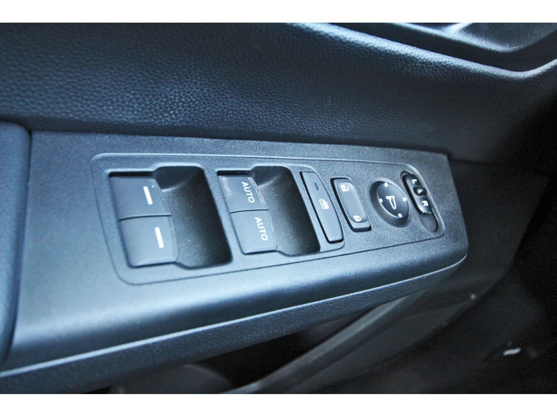 Used 2023 Honda CR-V Sport image 17
