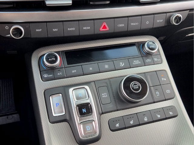 Used 2023 Hyundai Palisade SEL w/ Premium Package FWD image 24
