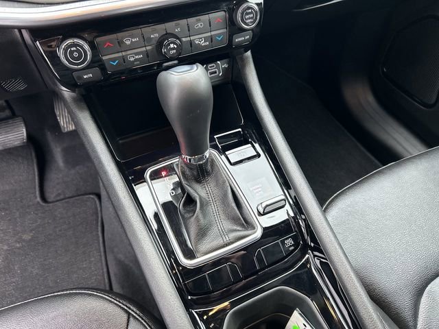 Used 2024 Jeep Compass Limited image 22