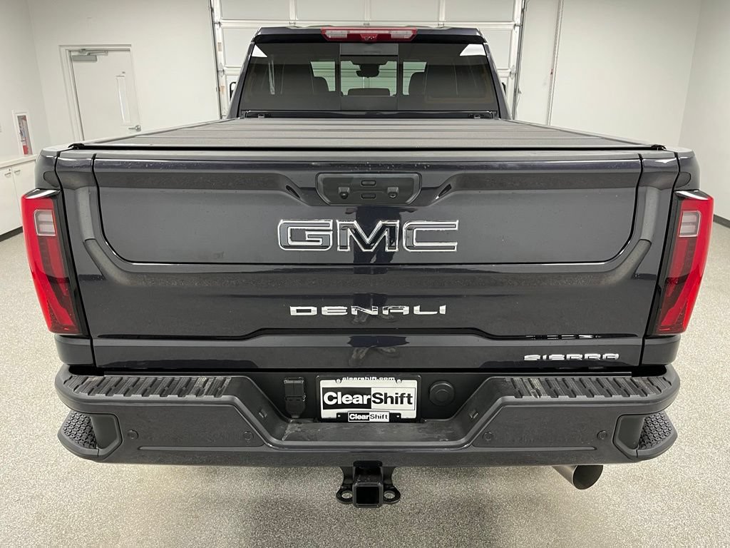 Used 2026 GMC Sierra 3500 Denali Ultimate AWD/4WD image 9