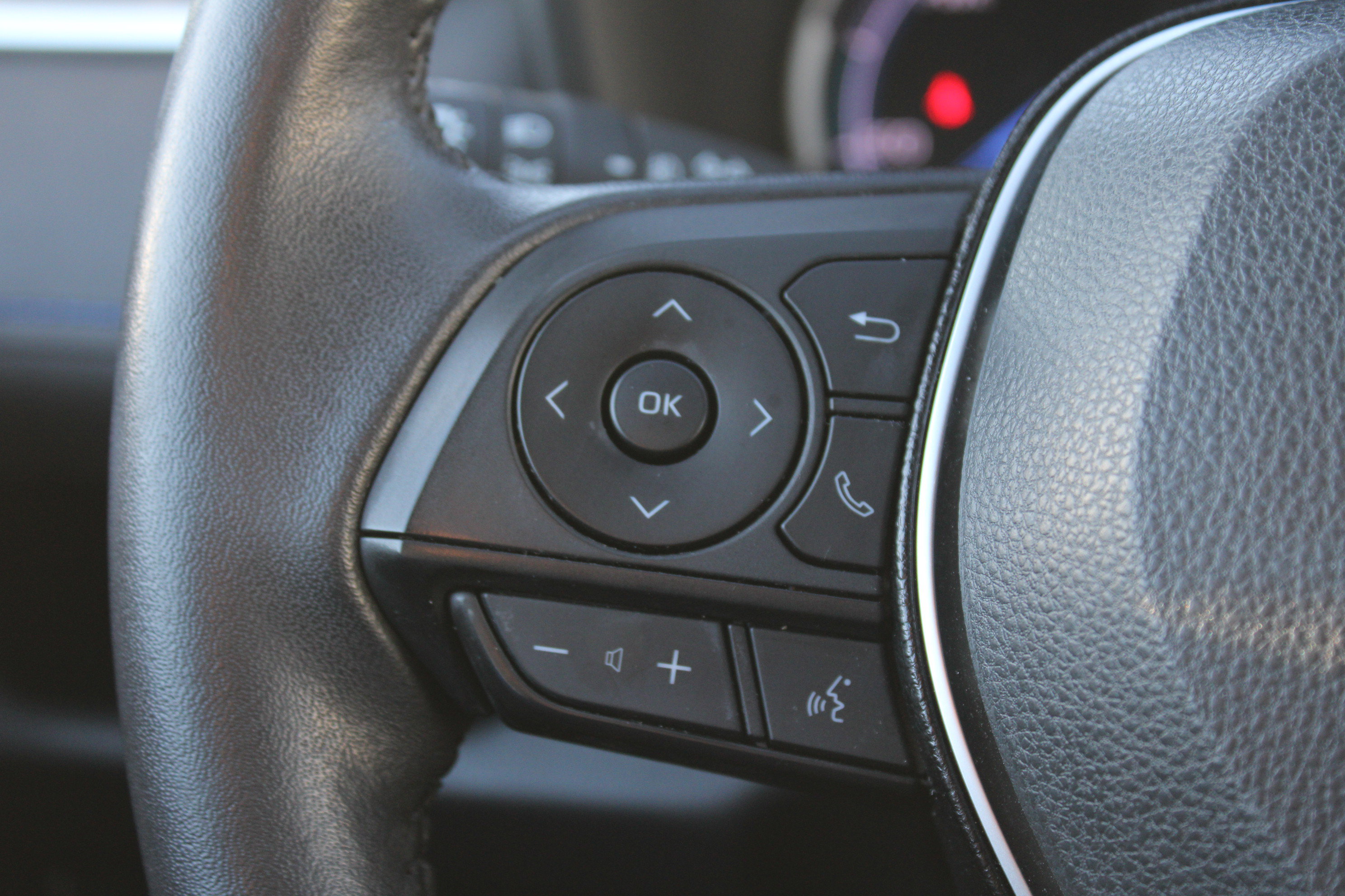 Used 2021 Toyota RAV4 XSE image 11