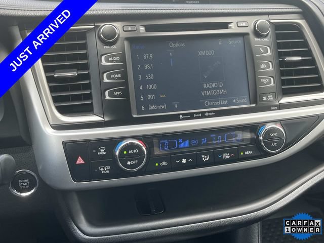 Used 2017 Toyota Highlander SE FWD image 33