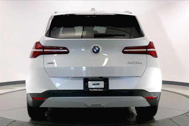 New 2026 BMW X3 xDrive30 w/ Premium Package image 3