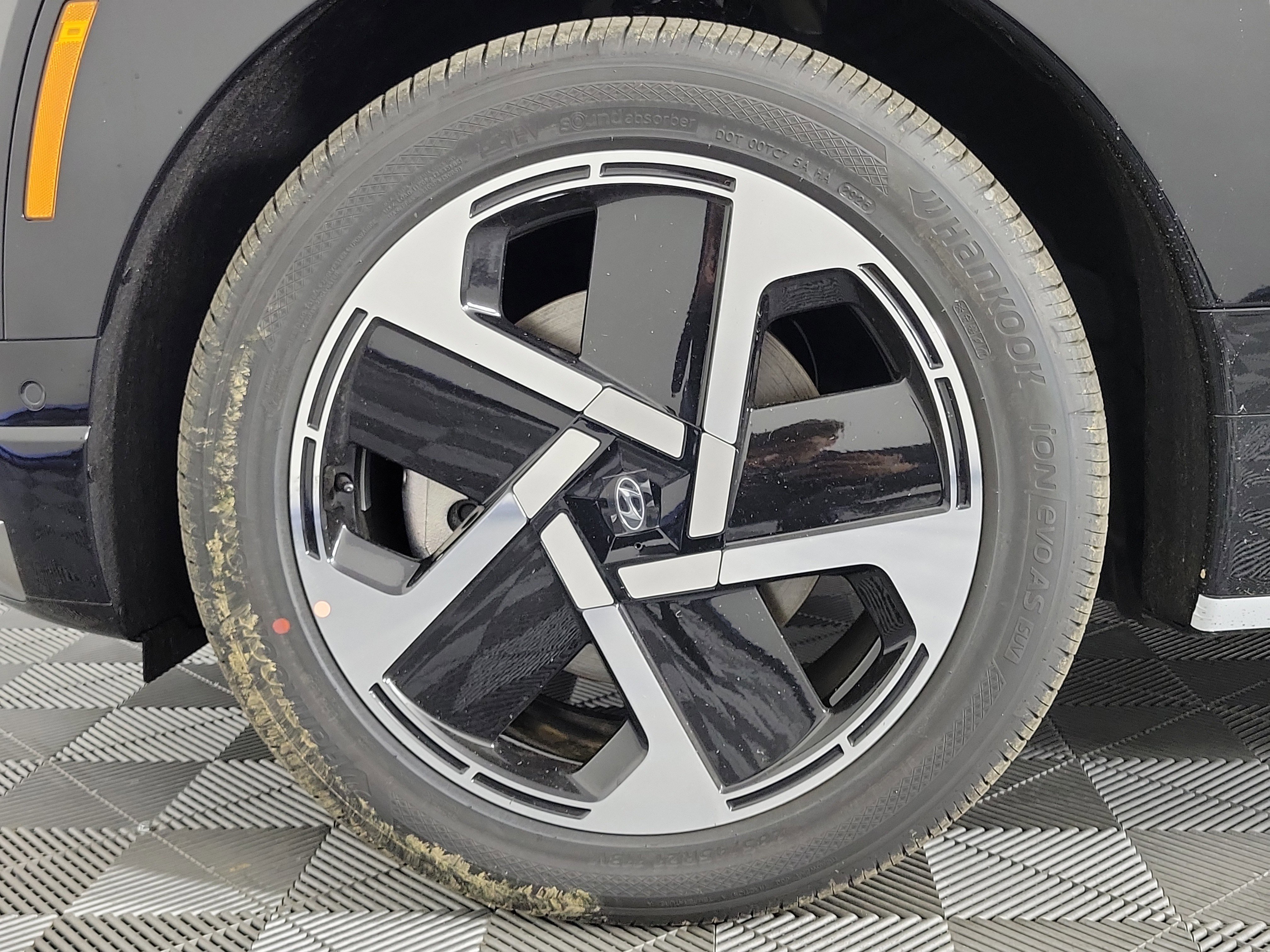 New 2026 Hyundai Ioniq 9 Calligraphy image 35