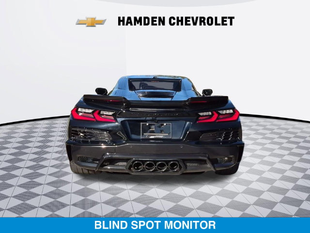 Used 2025 Chevrolet Corvette Z06 w/ Stealth Interior Trim Package RWD image 4