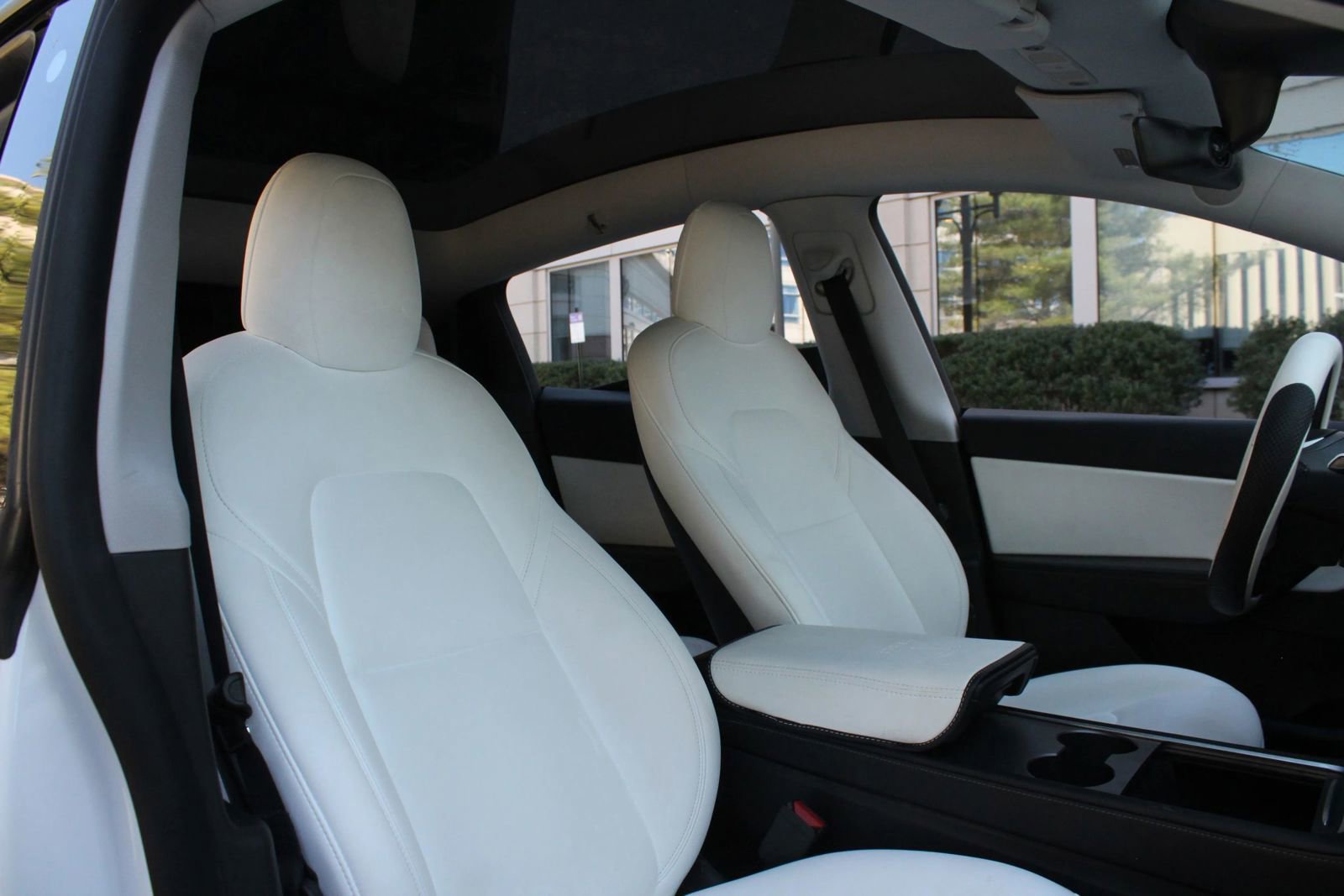 Used 2021 Tesla Model Y Performance AWD/4WD image 29