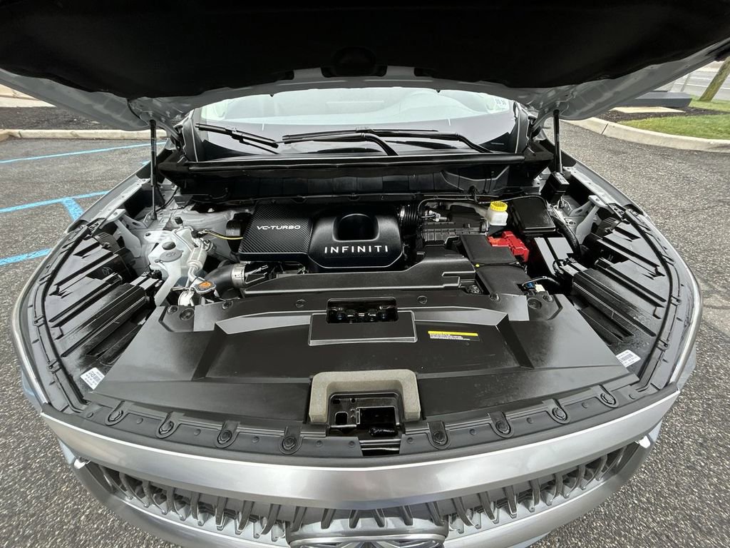 Certified 2026 INFINITI QX60 Luxe w/ Cargo Package AWD/4WD image 14