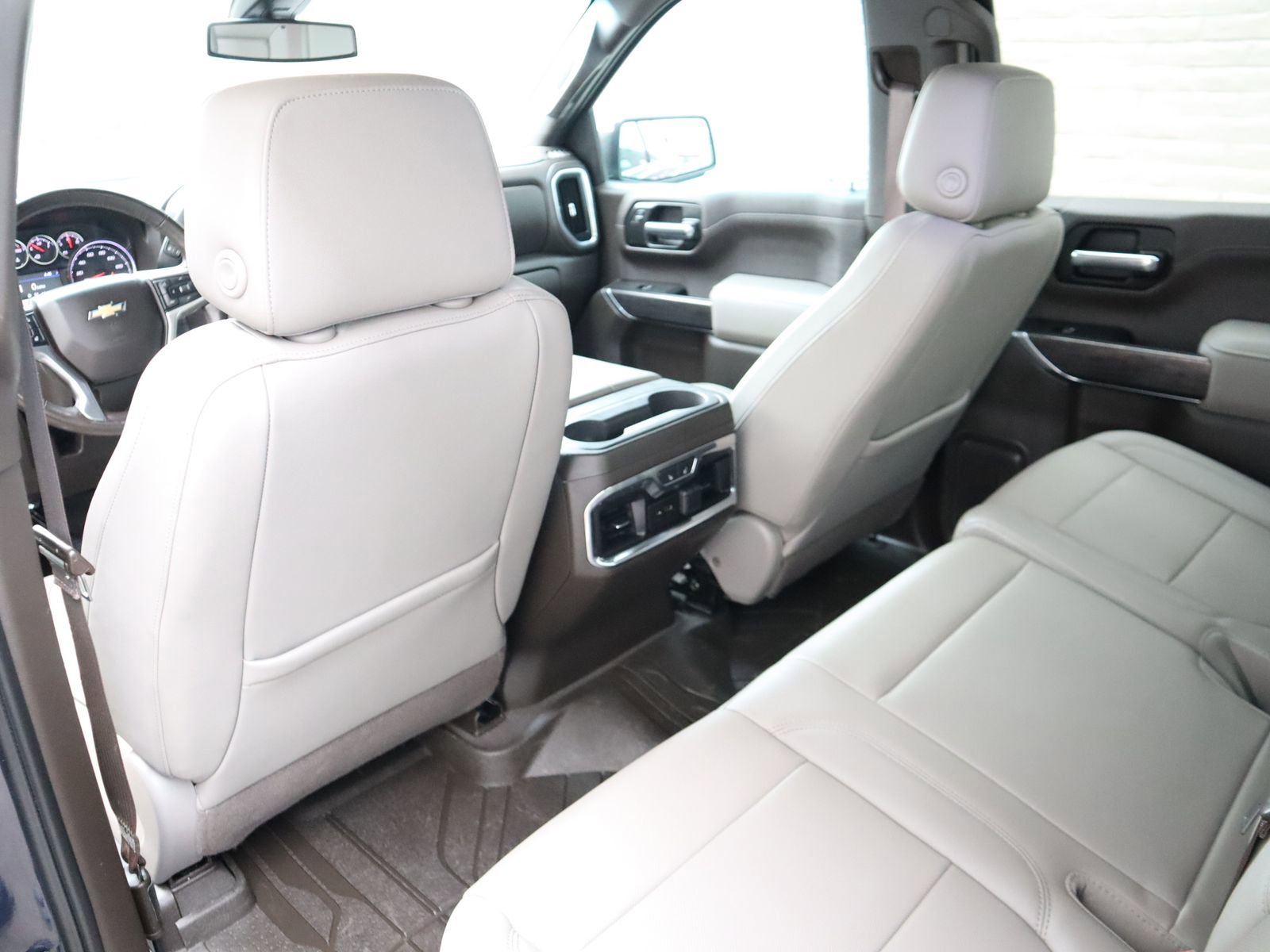 Used 2019 Chevrolet Silverado 1500 LTZ w/ LTZ Texas Edition image 43