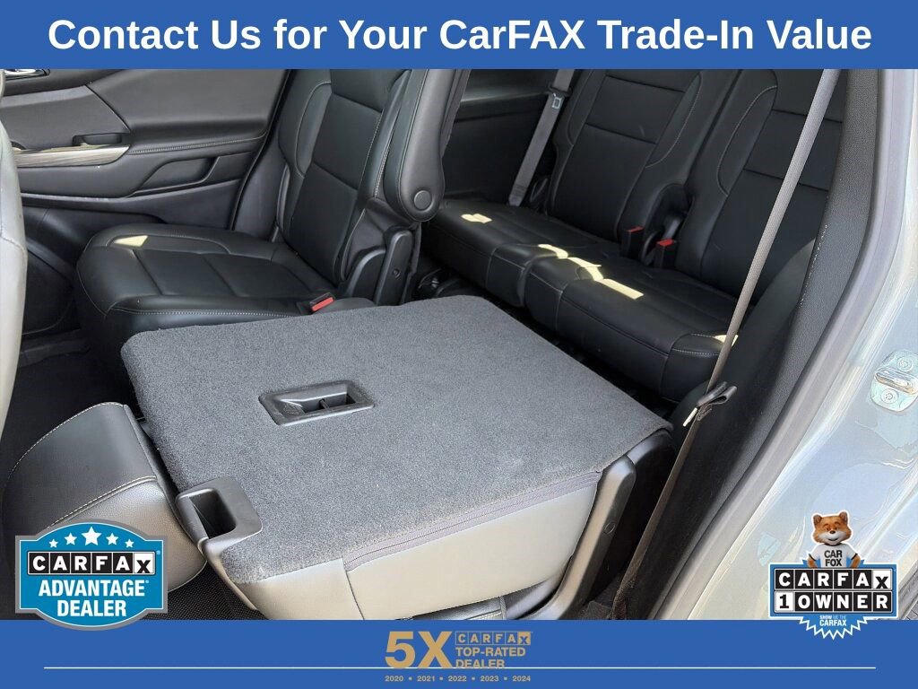 Used 2023 GMC Acadia SLT image 32