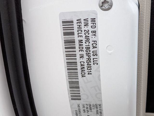 Certified 2023 Chrysler Pacifica Touring-L FWD image 33