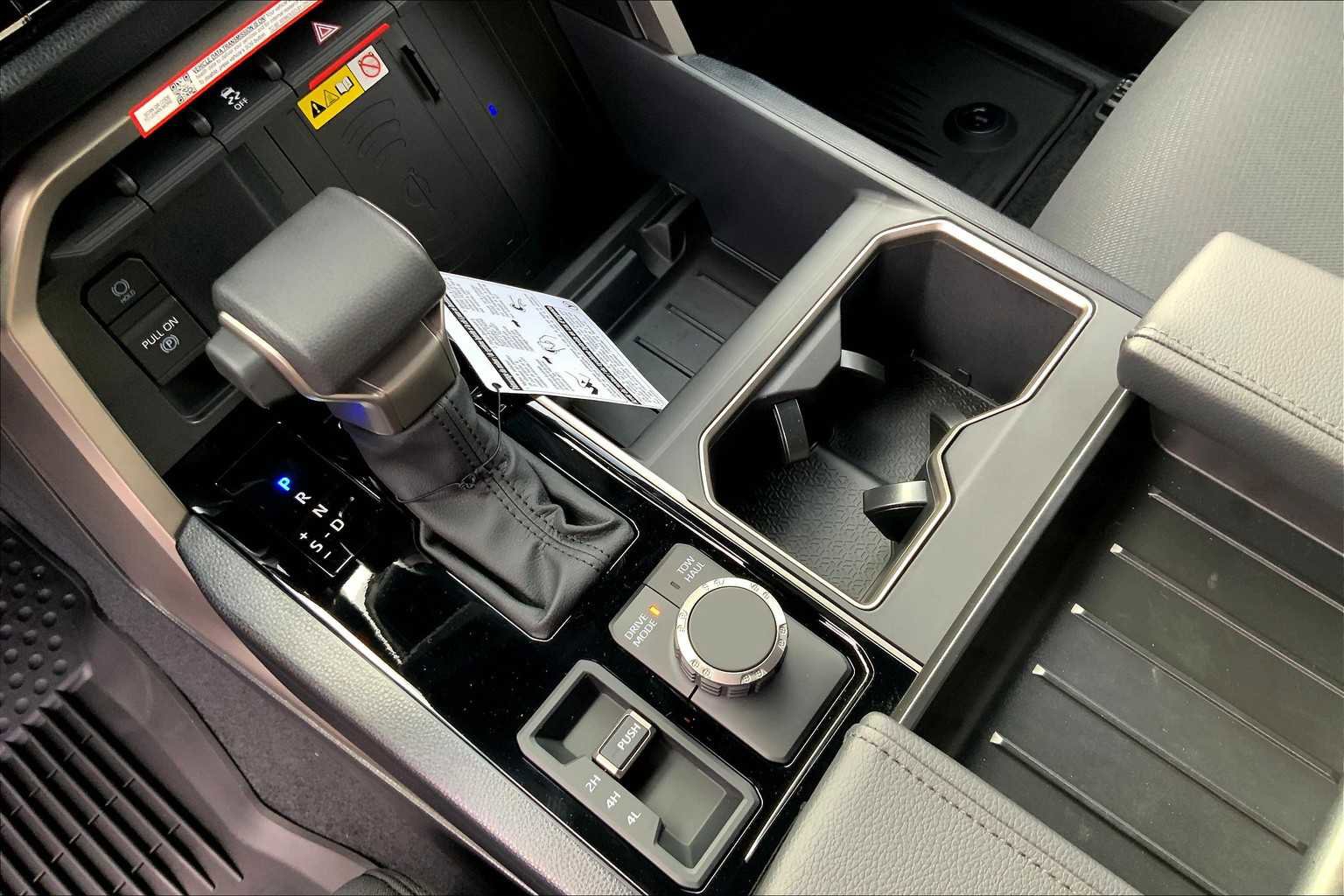 Used 2025 Toyota Tundra SR5 image 7