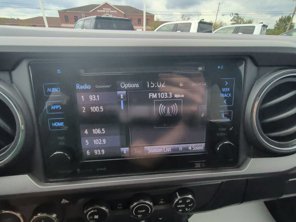 Used 2019 Toyota Tacoma TRD Off-Road AWD/4WD image 17