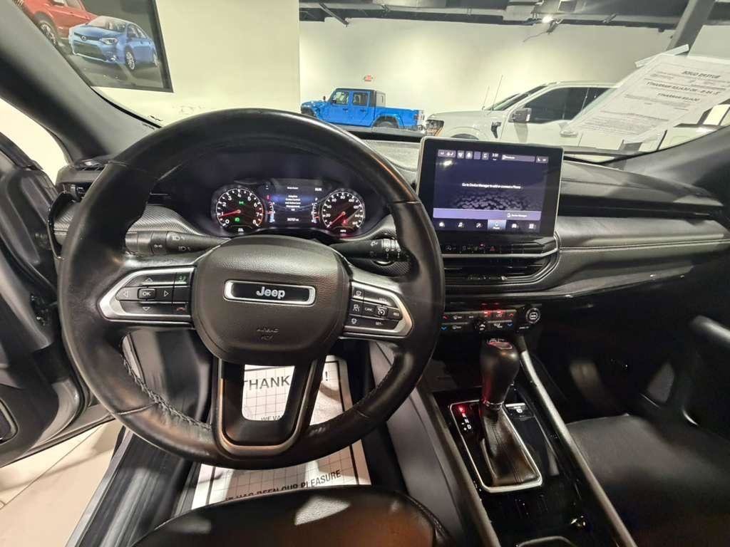 Used 2022 Jeep Compass Latitude w/ Sun and Sound Group FWD image 24