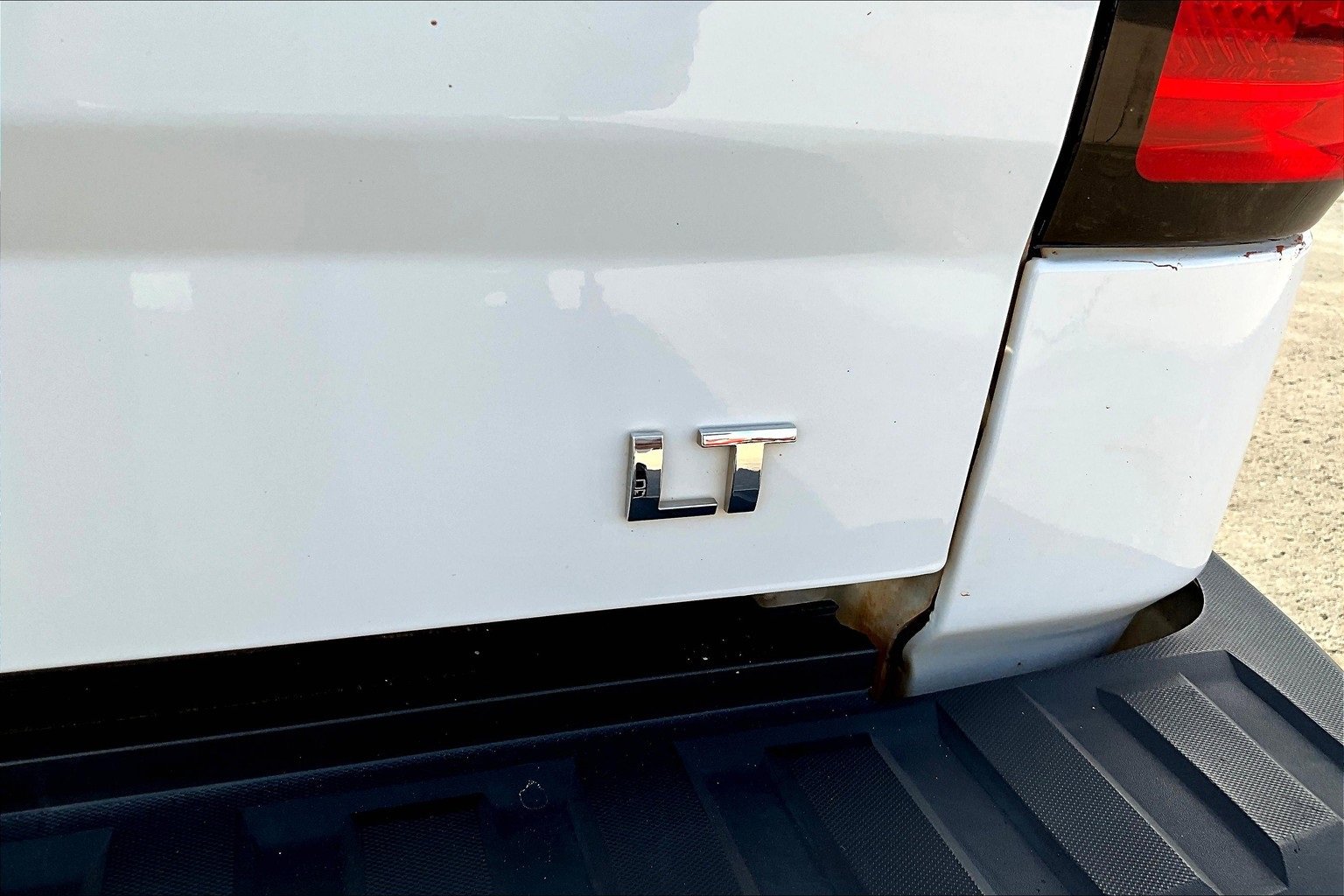 Used 2018 Chevrolet Silverado 1500 LT w/ Texas Edition image 27