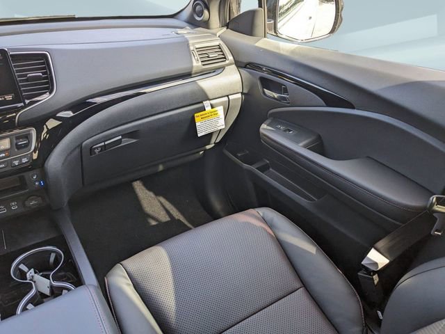 New 2026 Honda Ridgeline Black Edition image 17