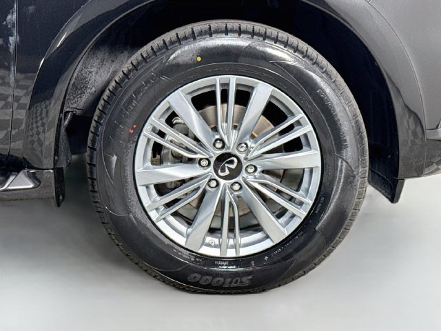 Used 2024 INFINITI QX80 Luxe w/ Cargo Package AWD/4WD image 31