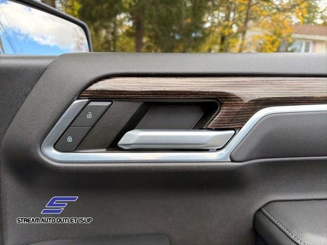 Used 2022 GMC Sierra 1500 Elevation w/ Preferred Package image 12