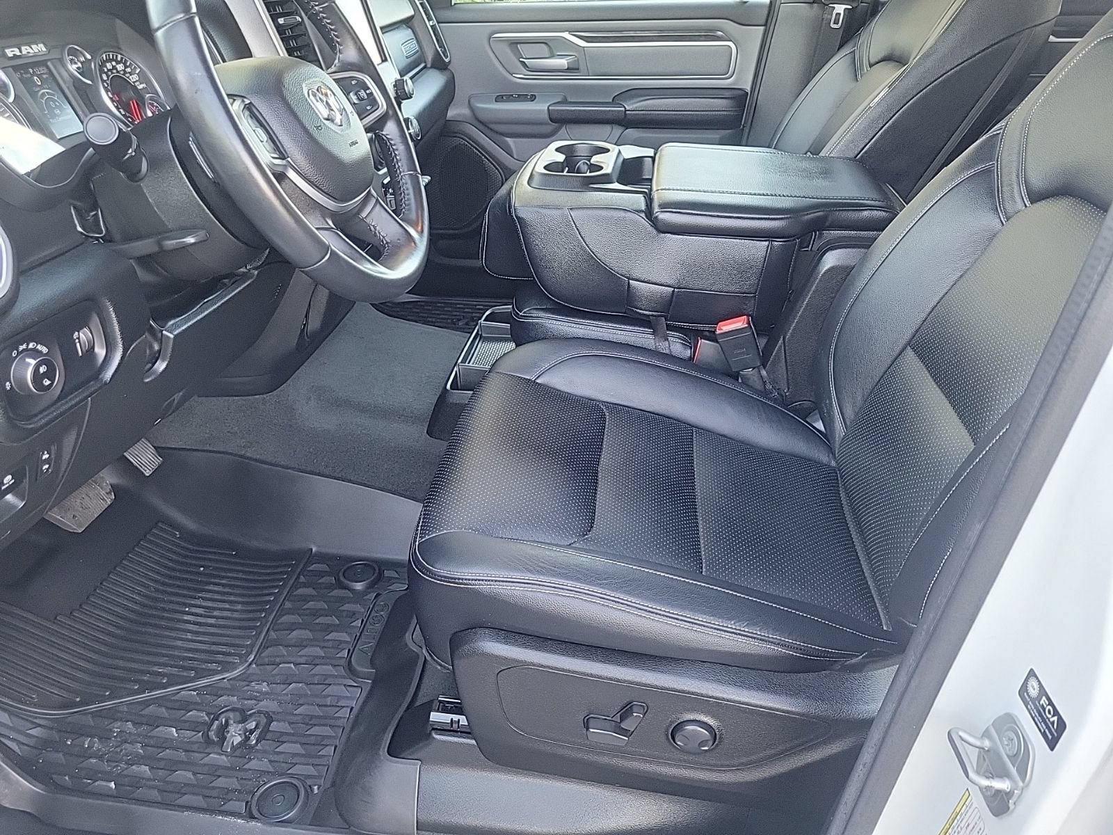 Used 2022 RAM 1500 Big Horn AWD/4WD image 14
