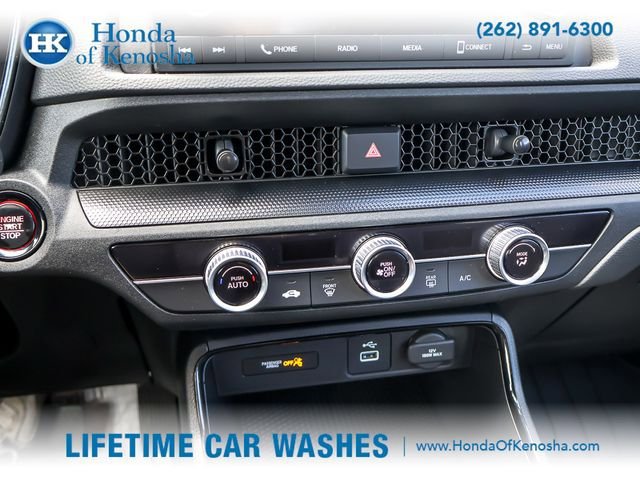 Used 2024 Honda CR-V LX image 17
