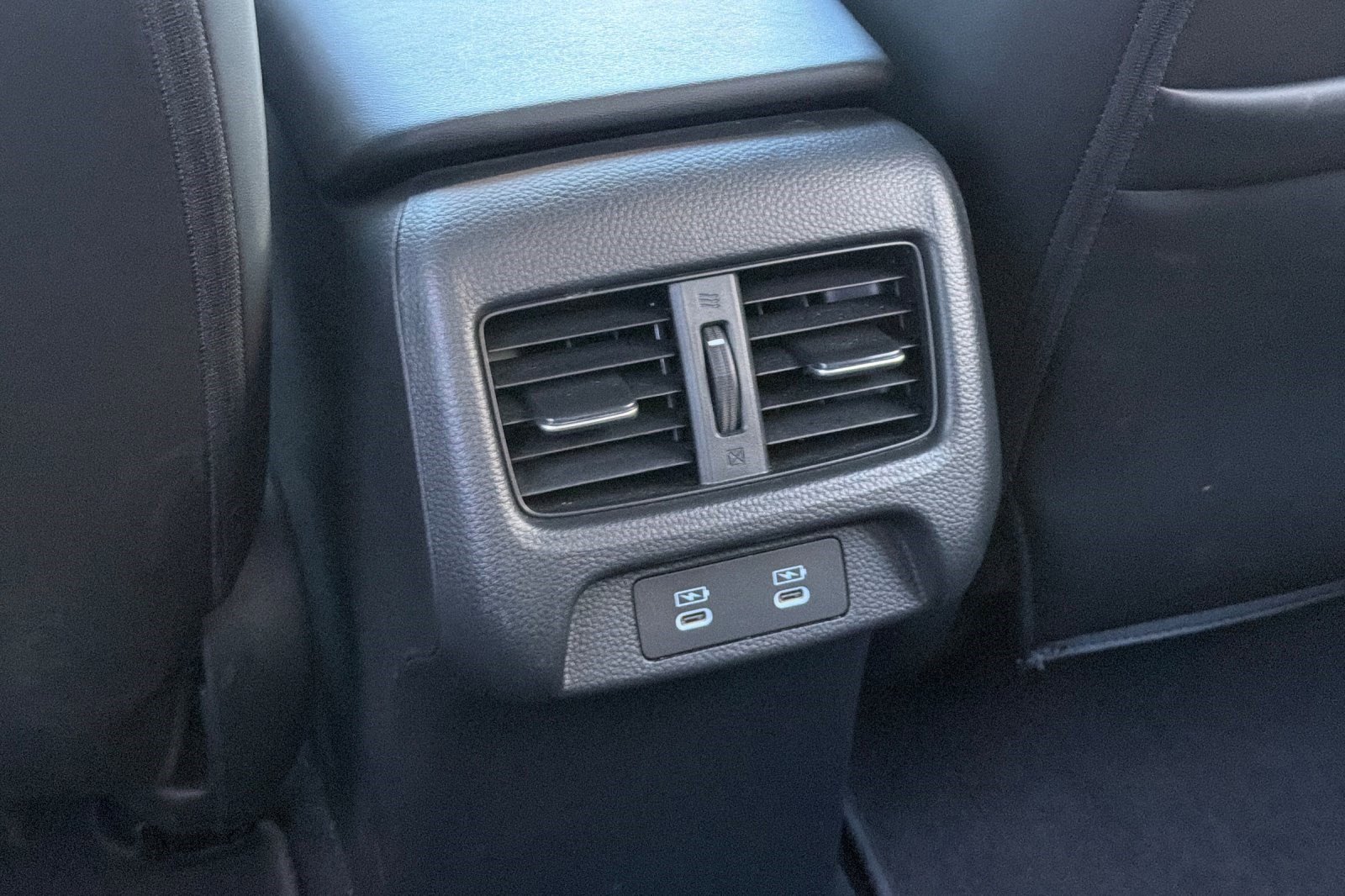 Used 2025 Acura ADX A-Spec image 16