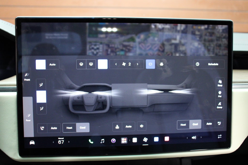 Used 2023 Tesla Model X AWD/4WD image 24