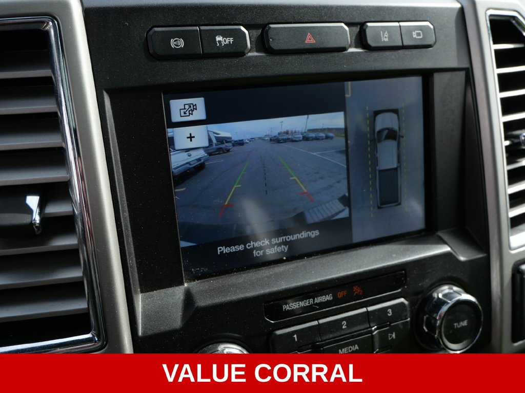Used 2017 Ford F350 Lariat w/ Lariat Ultimate Package AWD/4WD image 32