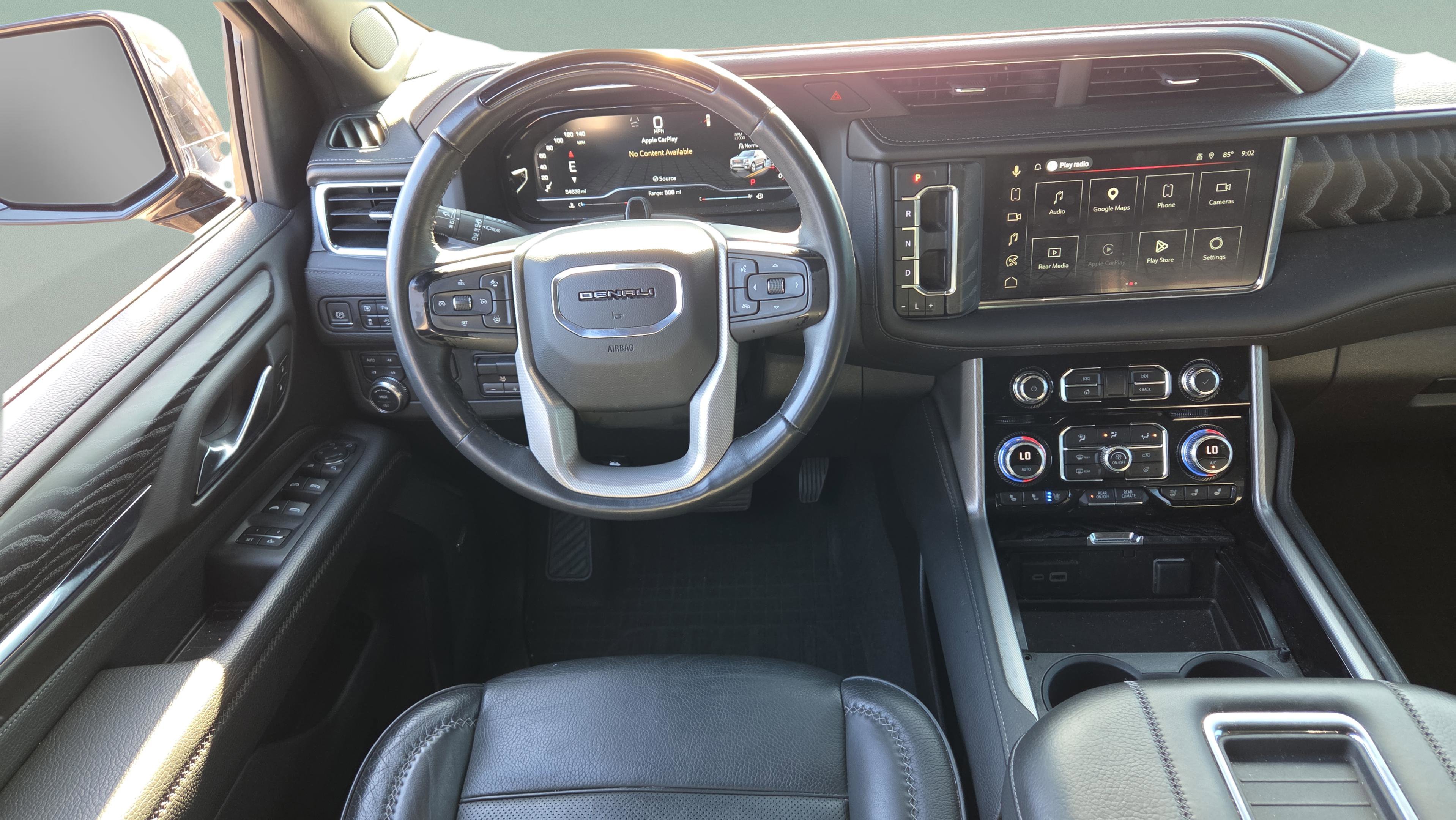 Used 2023 GMC Yukon XL Denali w/ Denali Reserve Package image 13