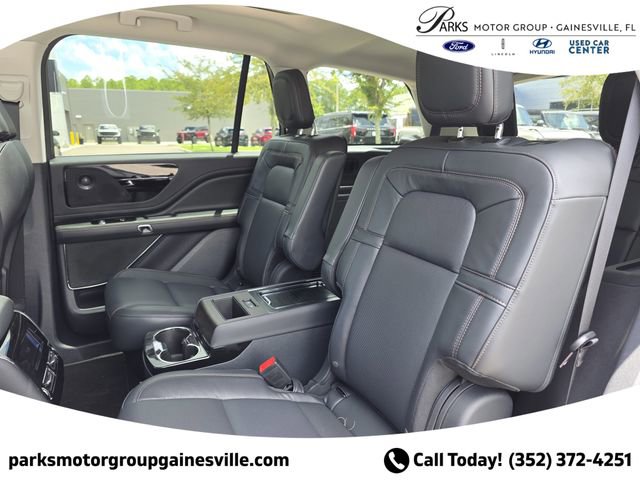 New 2025 Lincoln Aviator Reserve w/ Jet Appearance Package image 16