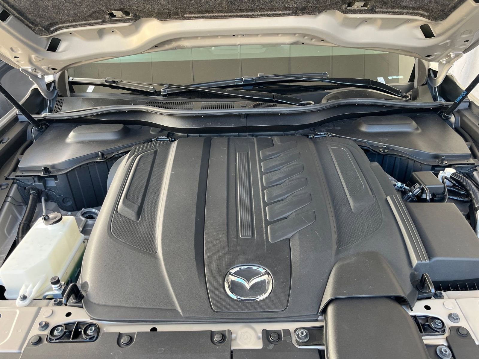 Used 2025 MAZDA CX-90 3.3 Turbo w/ Preferred Package AWD/4WD image 35
