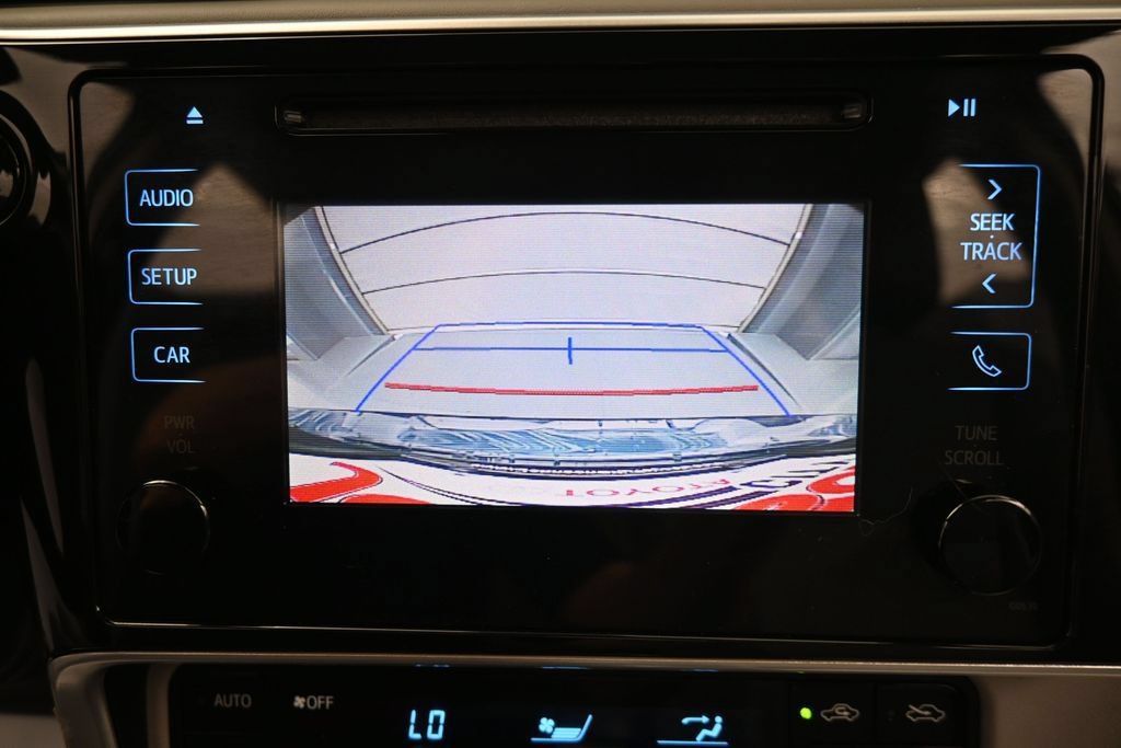Used 2019 Toyota Corolla LE FWD image 18
