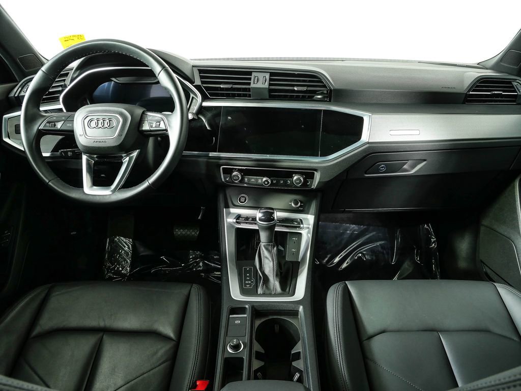 Used 2023 Audi Q3 2.0T Premium Plus w/ Premium Plus Package AWD/4WD image 20