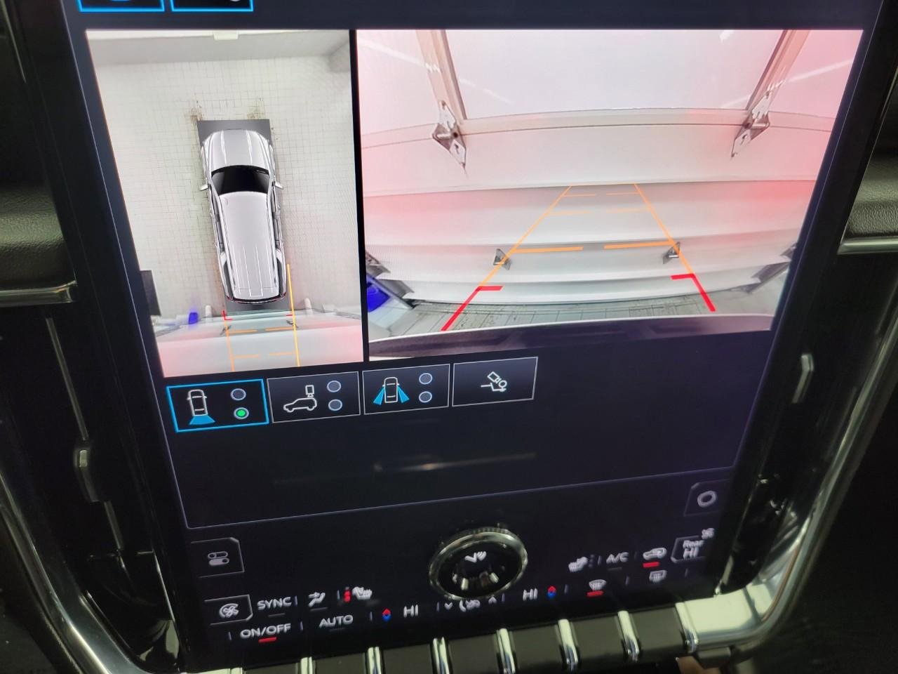 Certified 2025 GMC Yukon XL Denali image 15