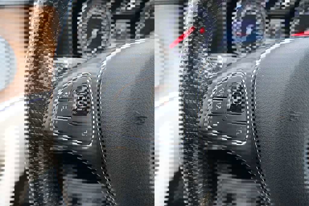 Used 2018 Mercedes-Benz E 300 w/ Premium 3 Package (Q03) image 41