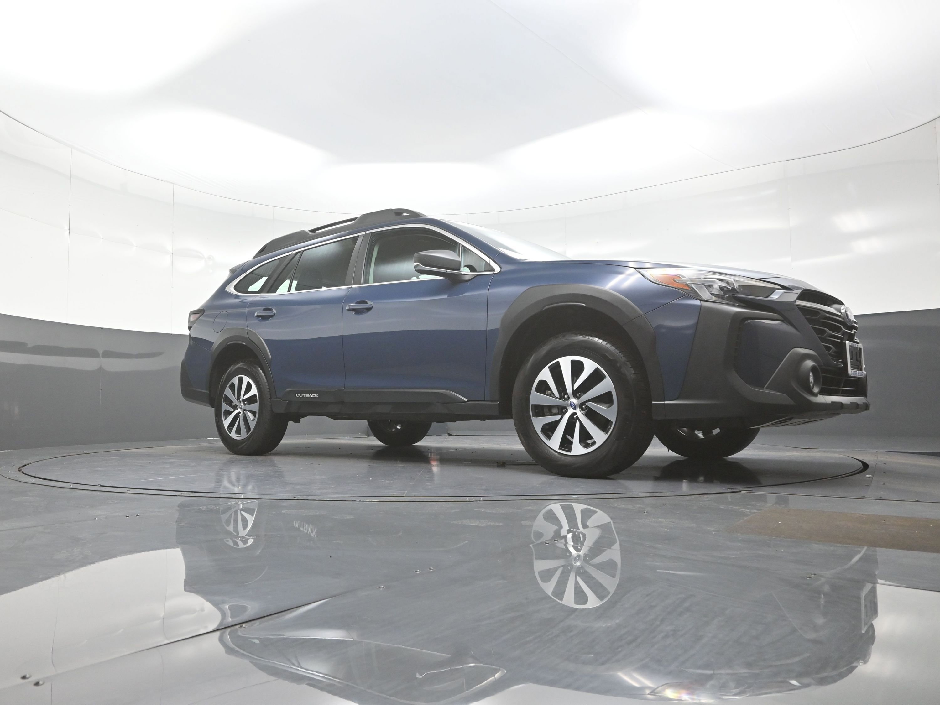 Used 2025 Subaru Outback image 9
