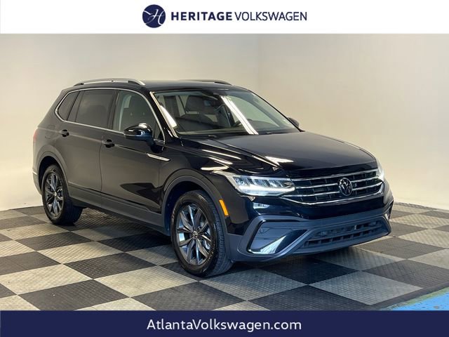 Certified 2023 Volkswagen Tiguan SE w/ Panoramic Sunroof Package