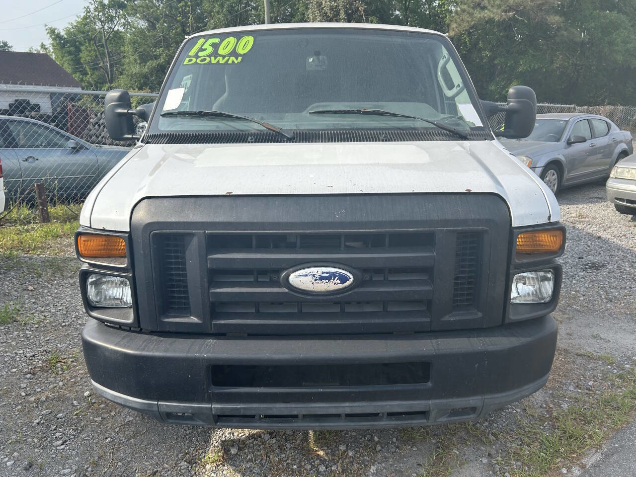 Used 2010 Ford E-150 and Econoline 150 image 9
